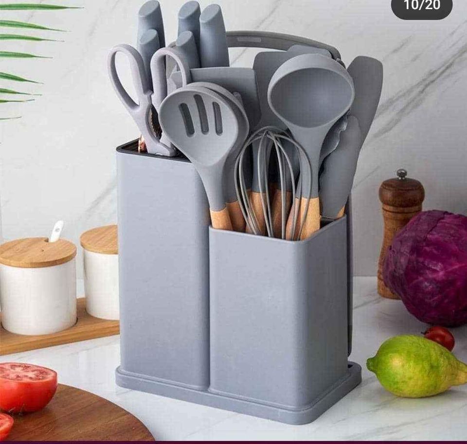 360039391_9654573581250397_4776614931275056737_n (1) Silicone Kitchen Set - Image 1