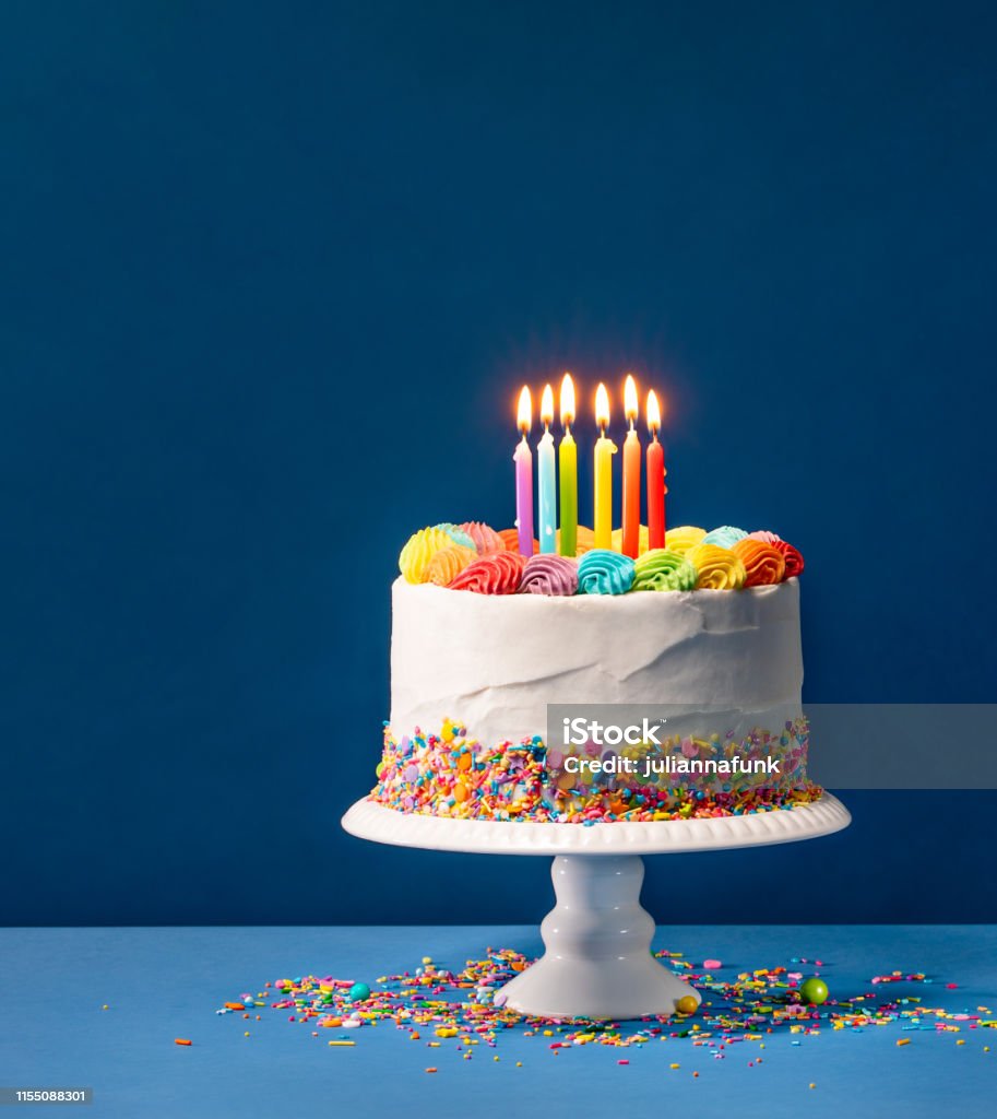 istockphoto-1155088301-1024x1024 Vanilla Cake - Image 1