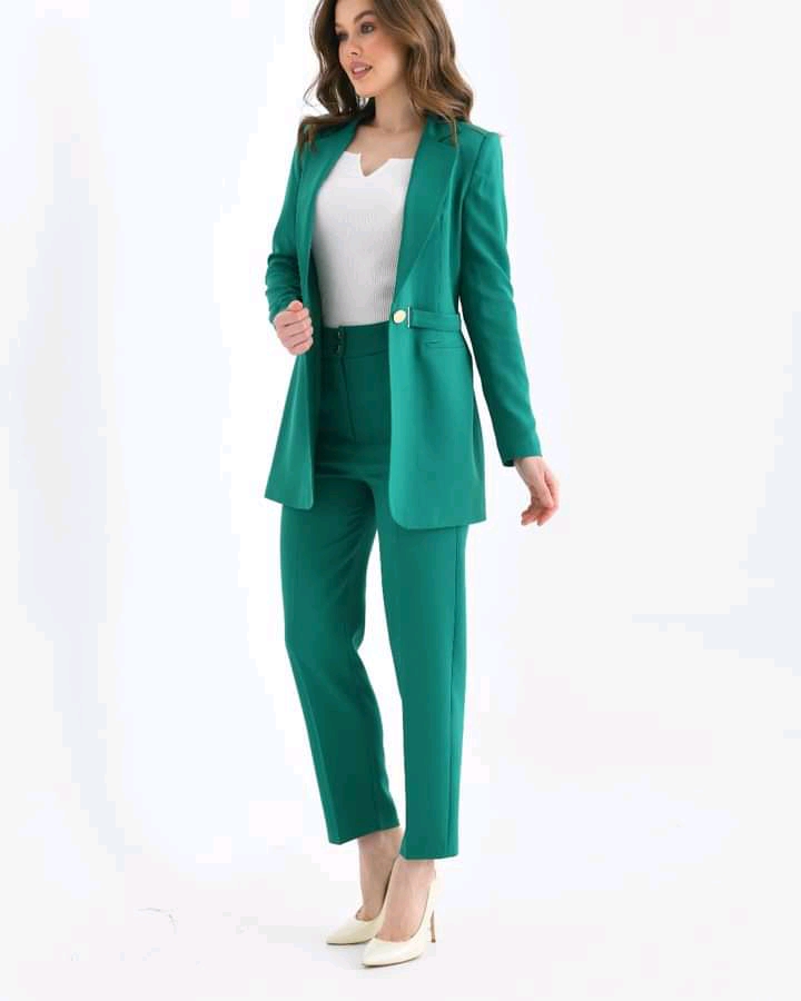 ccda0e2e-defd-4b7e-956b-54573c933456 Female Suit - Image 1